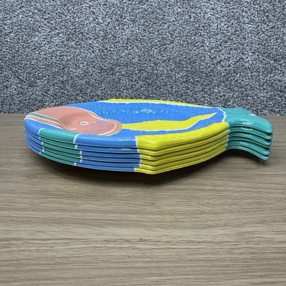 Vintage Ullman Leisure Time Plastic Tropical Fish Plates 11x9
